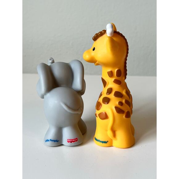 Fisher-Price Little People Choo-Choo Zoo Train Music Sounds, 4 Figures Works - Picture 6 of 12